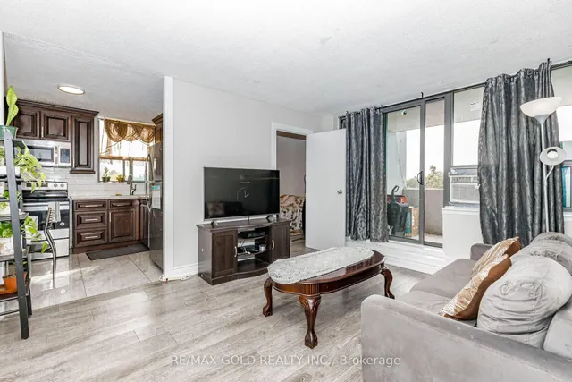 100 Wingarden Crt #415, Toronto 4
