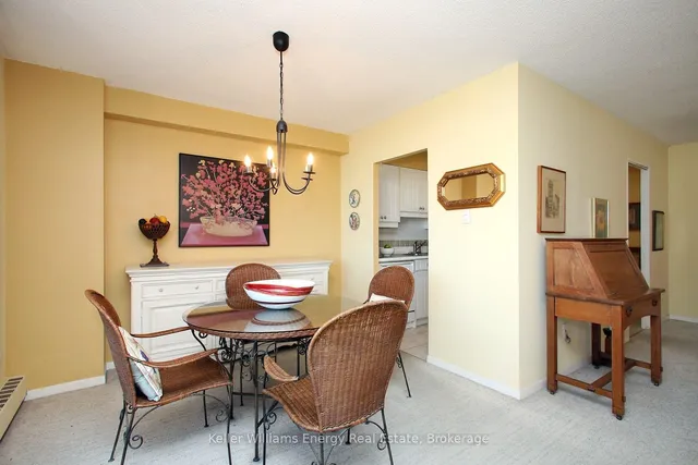1210 Radom St #1209, Pickering 2
