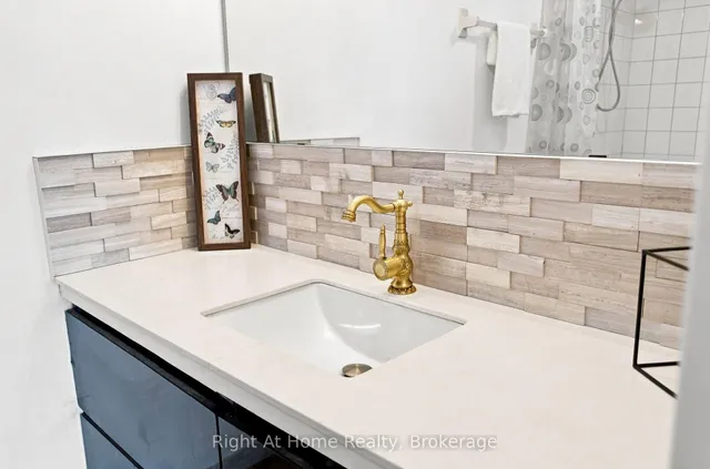 11753 Sheppard Ave #1215, Toronto 2