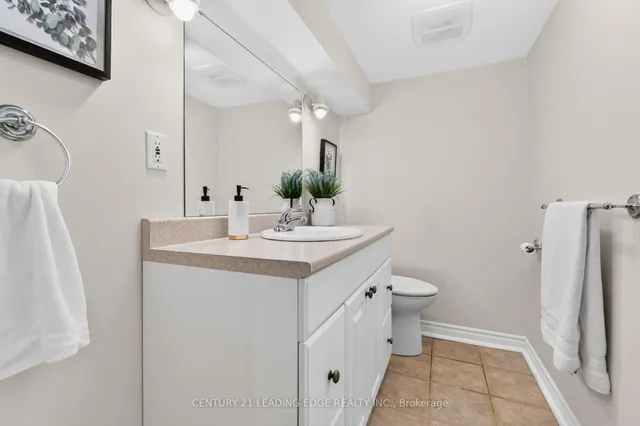 433 Brownfield Gdns, Toronto 2