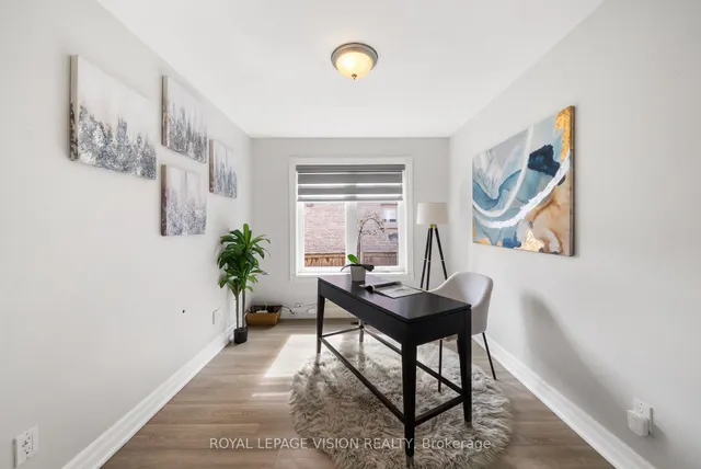 5 Anson Ave, Toronto 3