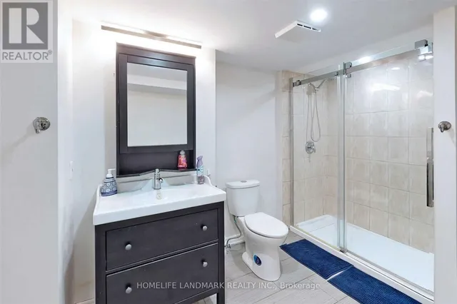 3 Ruddell Pl, Toronto 4