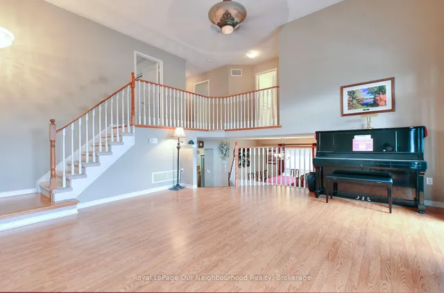 586 Oldman Rd, Oshawa 4