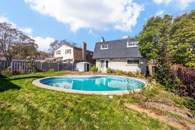 705 Edgewood Rd, Pickering 2