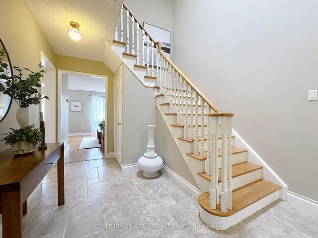 58 Danjohn Cres, Toronto 2