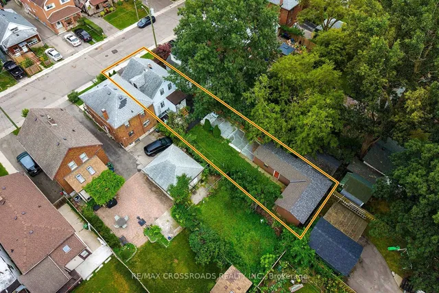 36 Mcdonald Ave, Toronto 4
