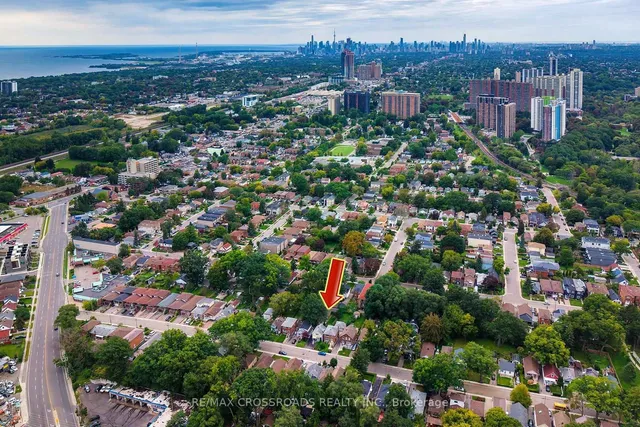 36 Mcdonald Ave, Toronto 2