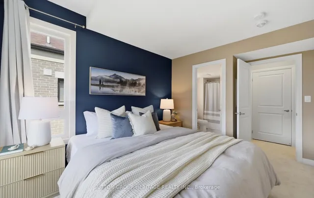 22 C Lookout Dr, Clarington 4