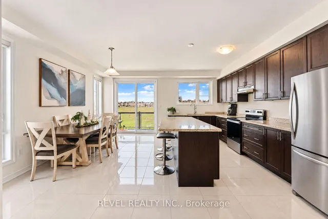 25 Lake Trail Way, Whitby 2
