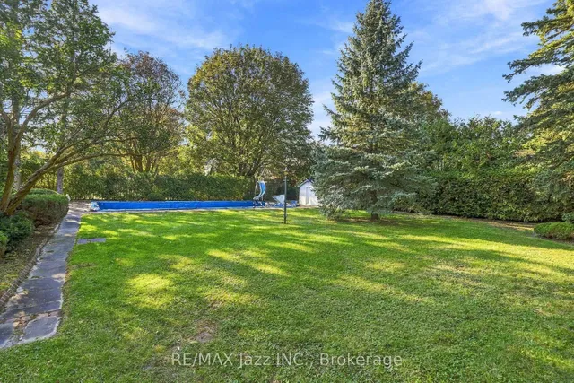 346 Conlin Rd, Oshawa 3