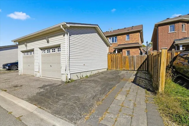 2464 Earl Grey Ave, Pickering 4