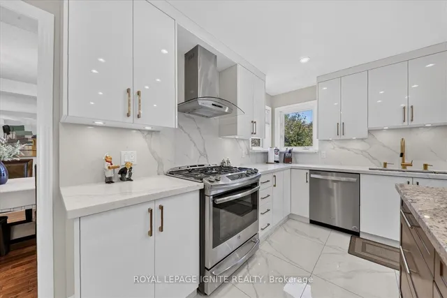 2015 Valewood Crt, Oshawa 3