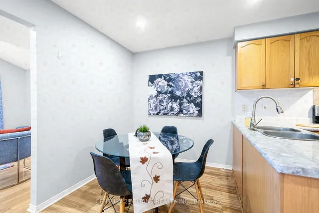 51 Marchwood Cres, Clarington 2