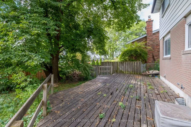 18 Kentish Cres, Toronto 4
