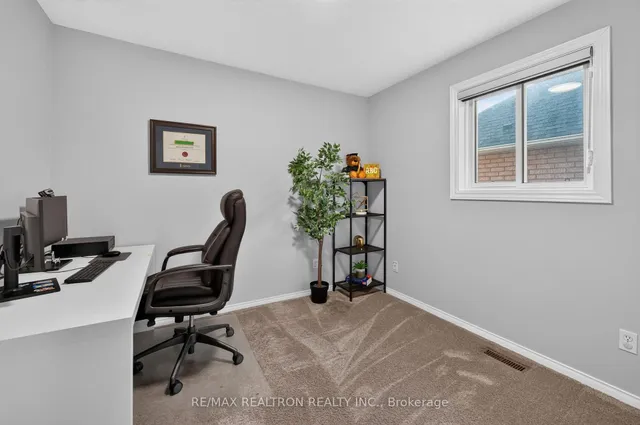 15 Iberville Rd, Whitby 5