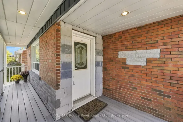 1116 Green St, Whitby 3