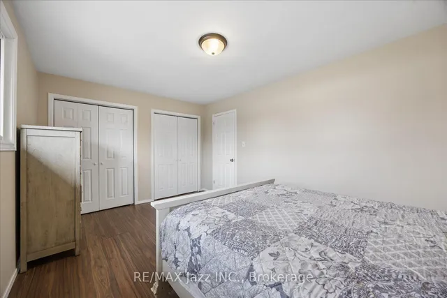 419 Maplewood Dr, Oshawa 5