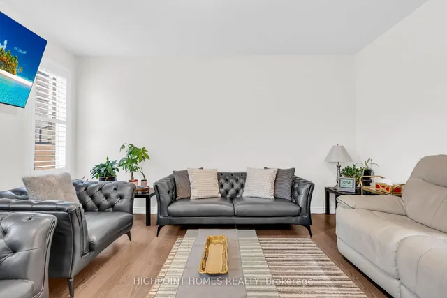 3072 Mulberry Lane, Pickering 2
