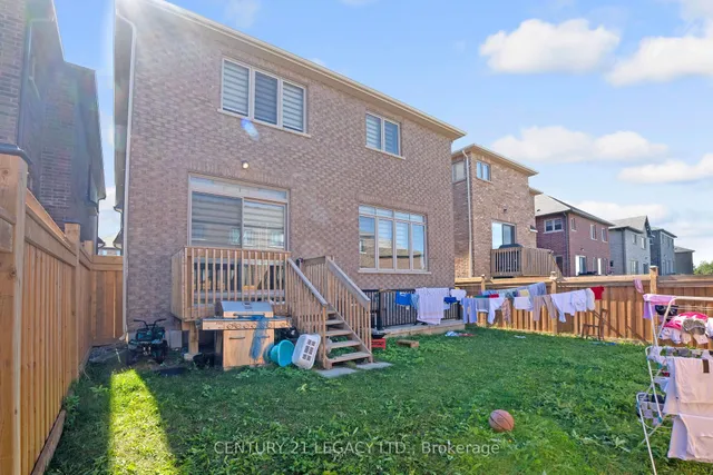 21 Olerud Dr, Whitby 3