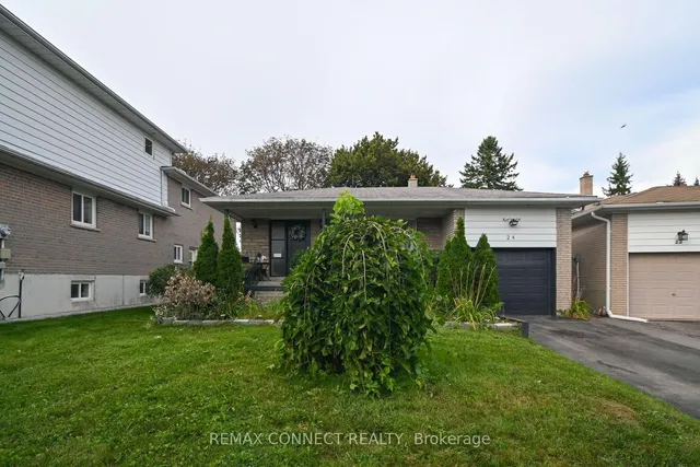 24 Lalton Pl, Toronto 3