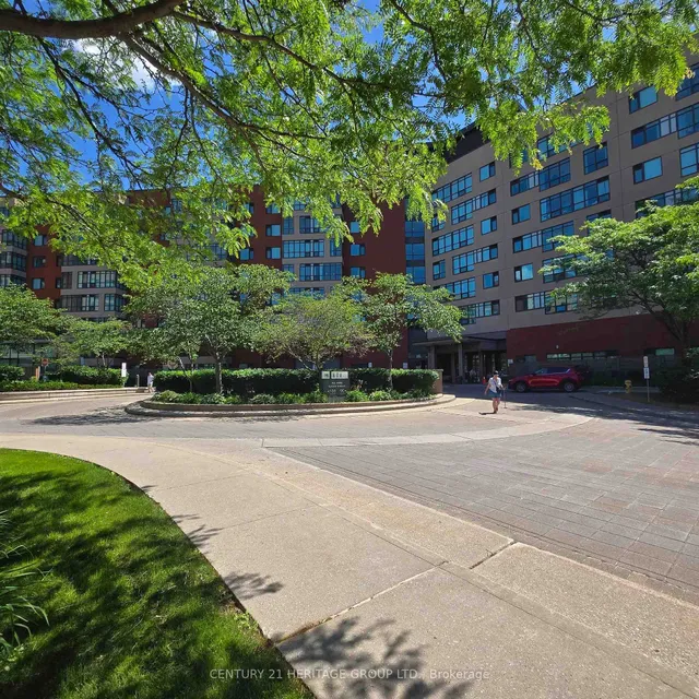90 Scottfield Dr #319, Toronto 2
