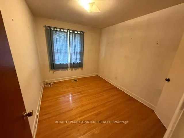 16 Hoshlega Dr, Toronto 3