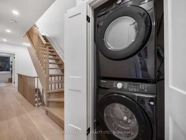 14 McGee St, Toronto 3