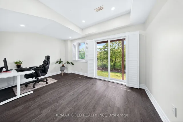 384 Arctic Red Dr #12, Oshawa 2