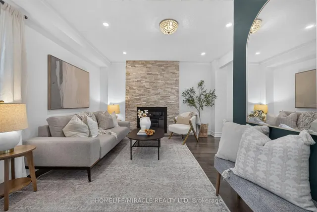 3 Trawley Cres, Ajax 4