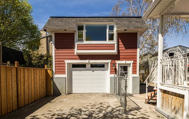 676 Victory Dr, Pickering 4