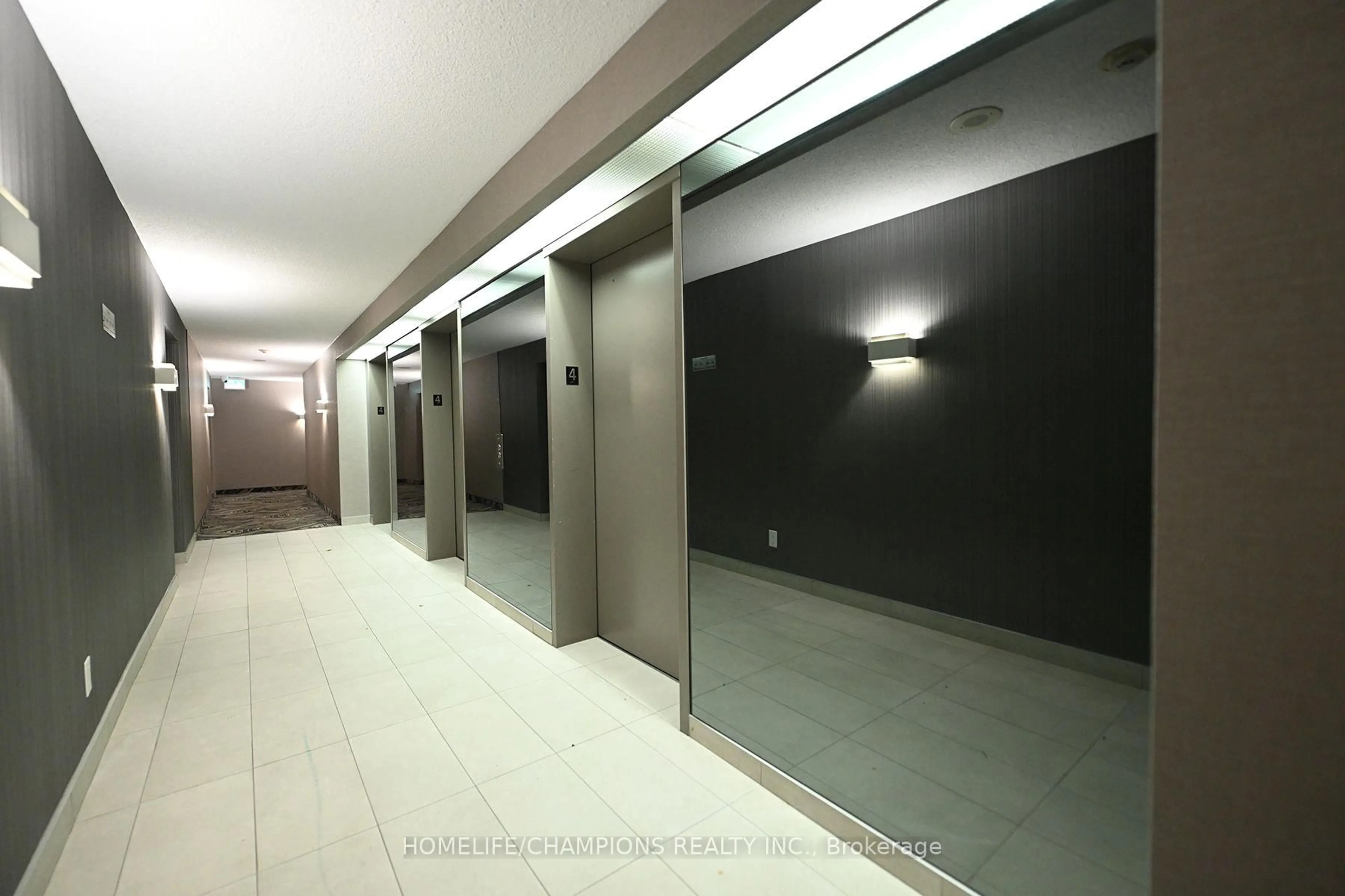 trreb/IMG-E14029992_011ec9bb-98e0-4488-bc2b-2de1d9e0cc5e-l.jpg