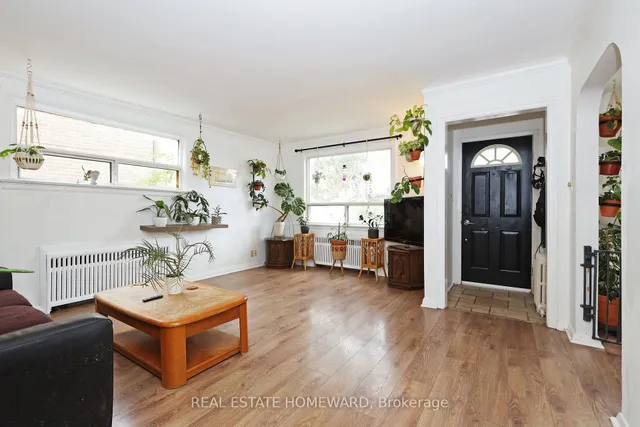 22 Haddon Ave, Toronto 5