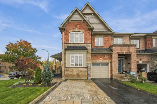 127 Cathedral Dr, Whitby 2