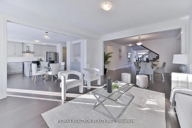 2858 Foxden Sq, Pickering 2