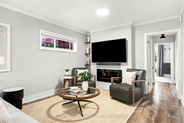 56 Christina Cres, Toronto 5