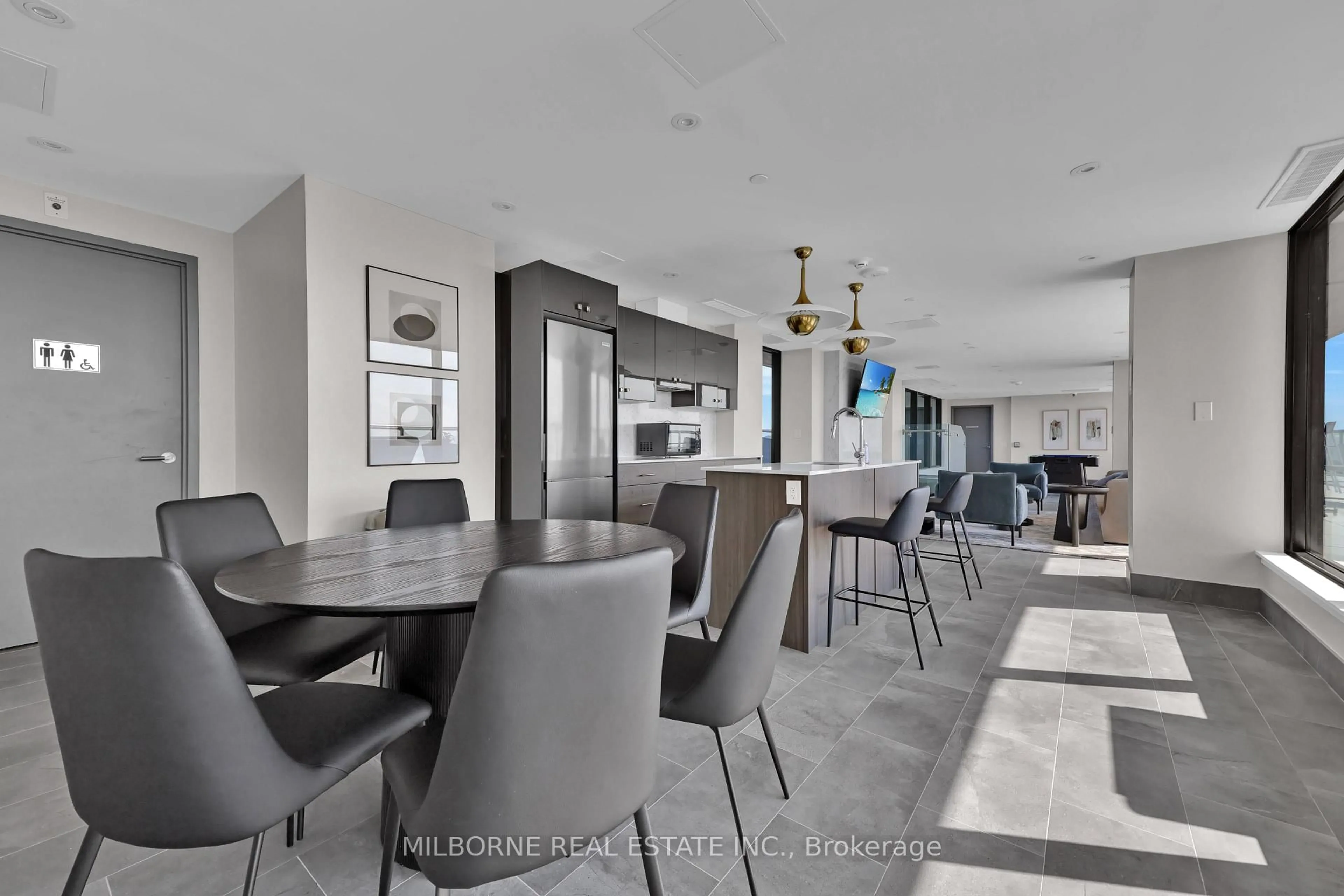 trreb/IMG-E14081256_3ed044d028b4c8ef79e377512eb9f7f0d93c903b800c1b4c343dc5f796cd442c.jpg