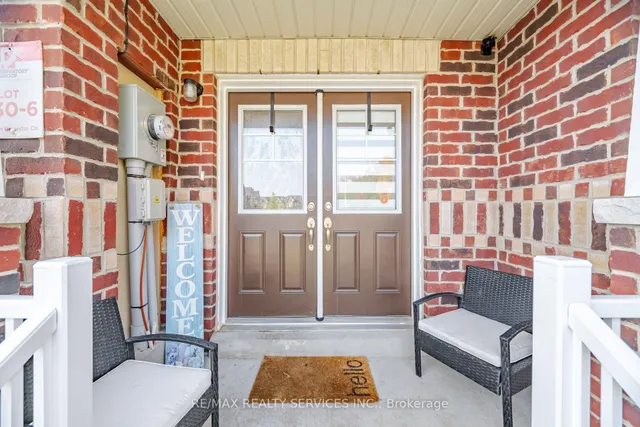 1221 Jim Brewster Circ, Oshawa 4
