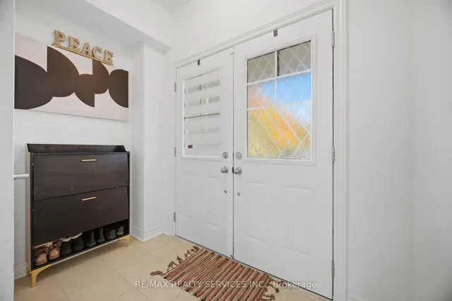 1221 Jim Brewster Circ, Oshawa 5