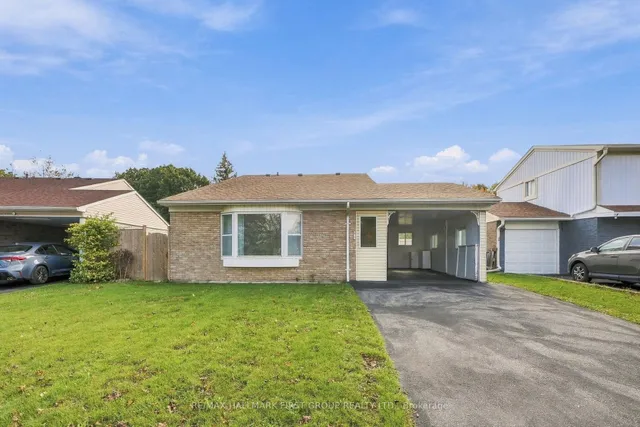 250 John Tabor Tr, Toronto 4