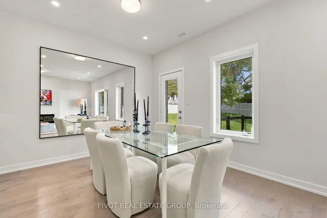 73 Danielle Moore Circ, Toronto 5
