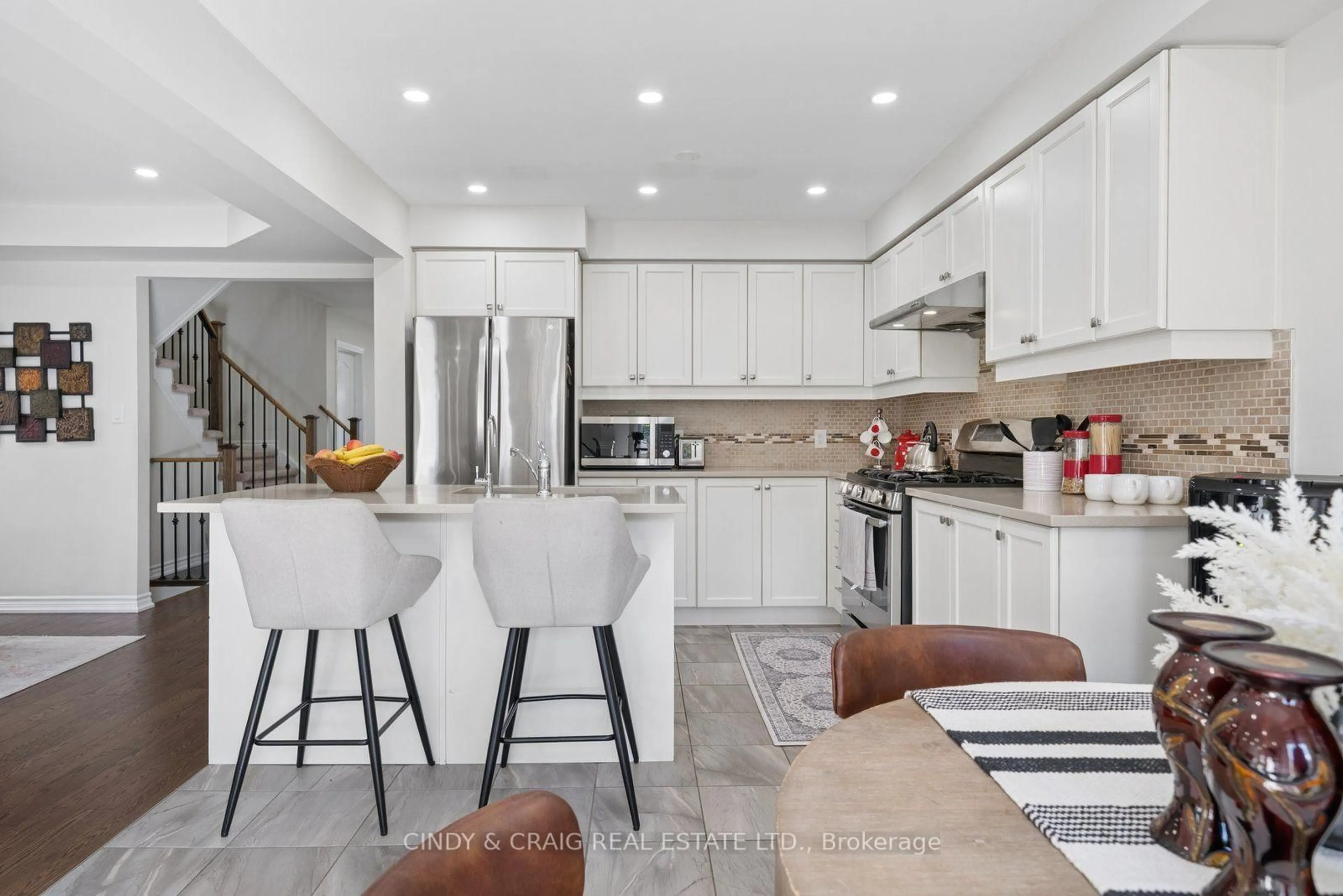 trreb/IMG-E14102508_e6114acd32180d3ef980dab8cef6e1fb666cc31c37867dbe7422a499e5bf5a88.jpg