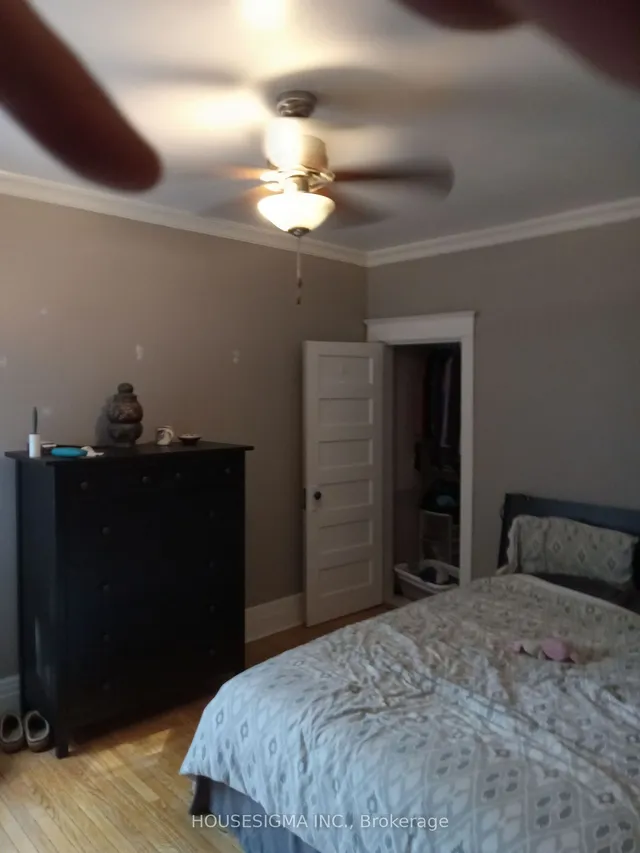 Additional property image - 256 Woodbine Ave