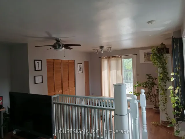 Additional property image - 256 Woodbine Ave