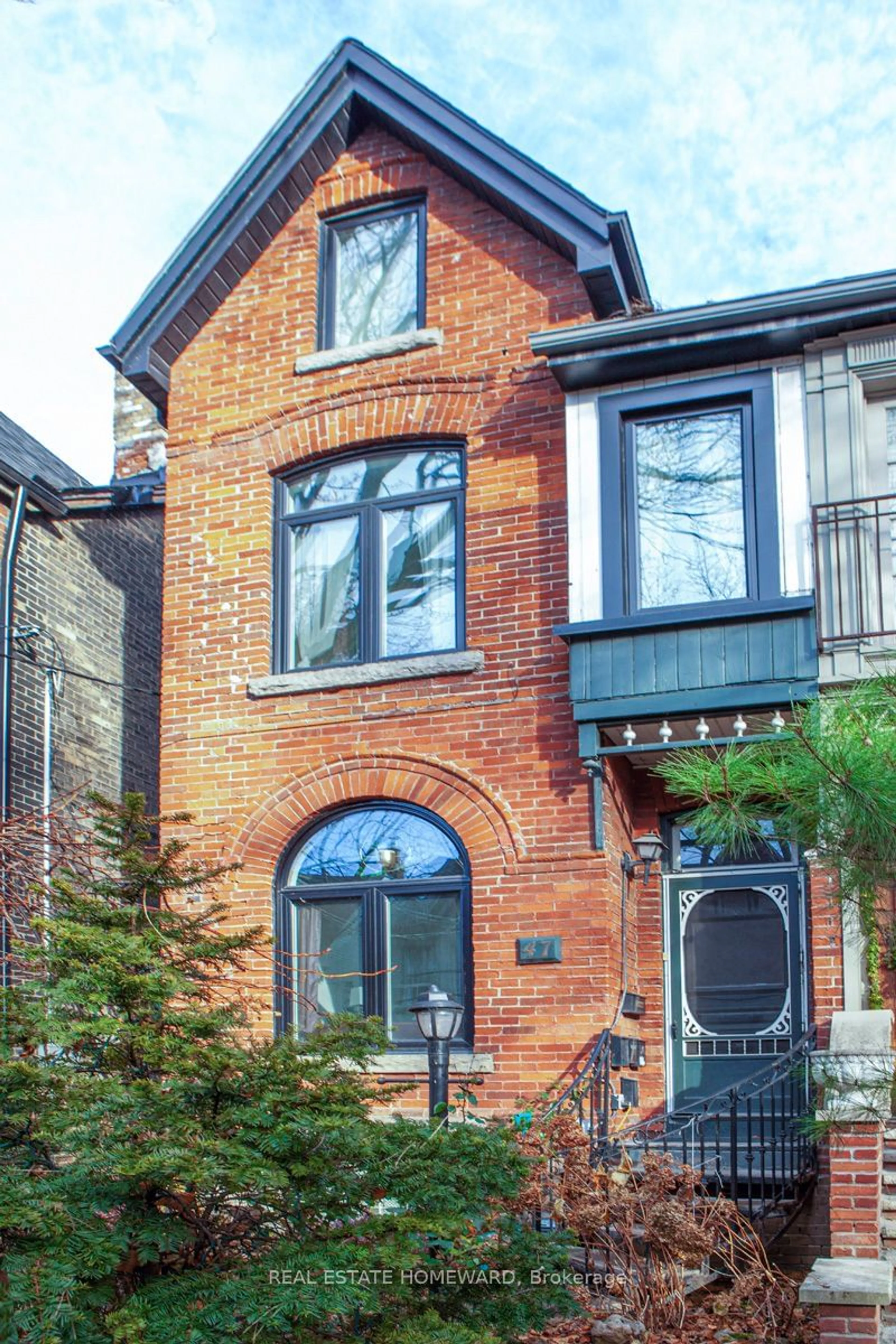 Home with brick exterior material for 47 Grant St, Toronto Ontario M4M 2H6