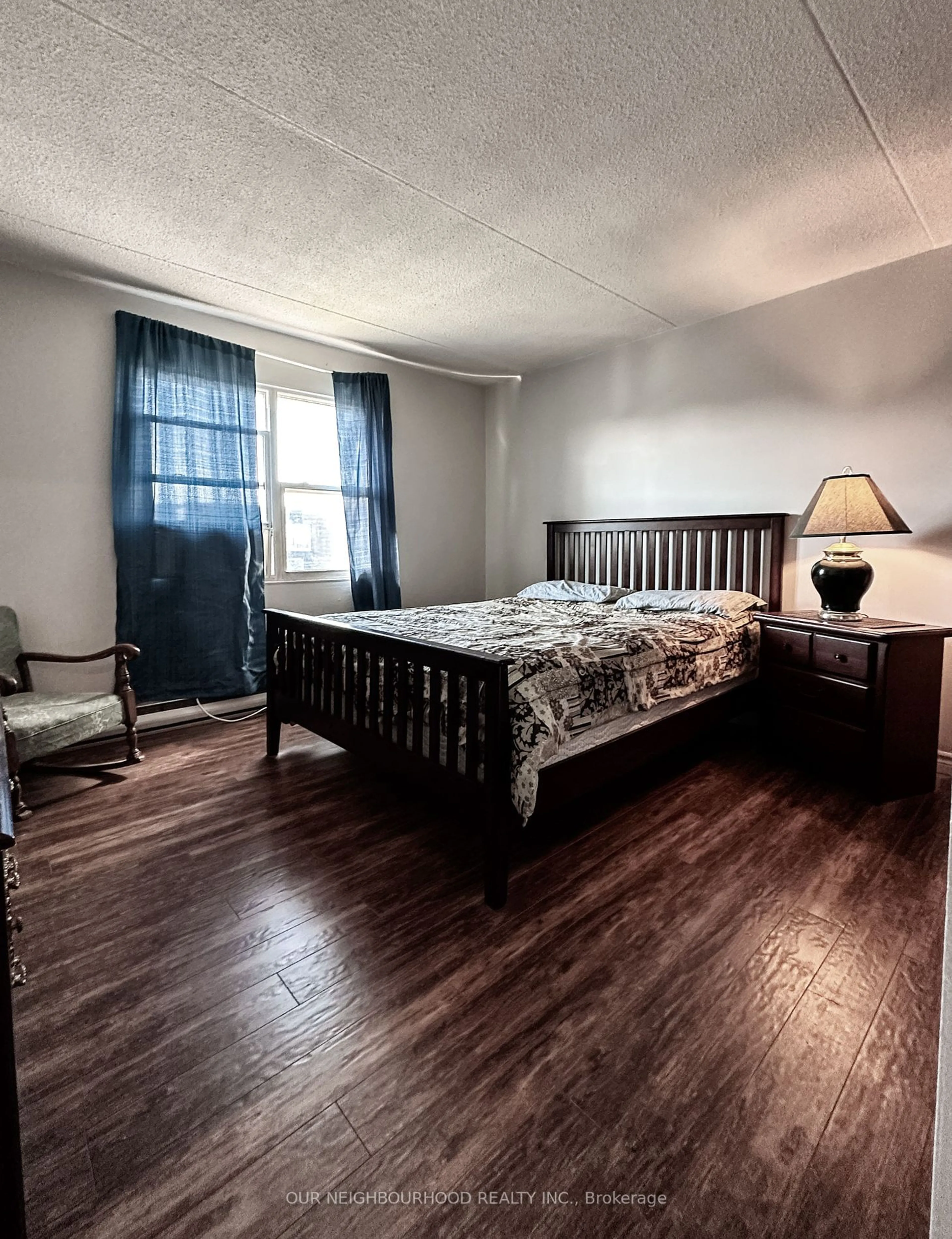 A pic of a room for 580 Mary St #222, Whitby Ontario L1N 2R3