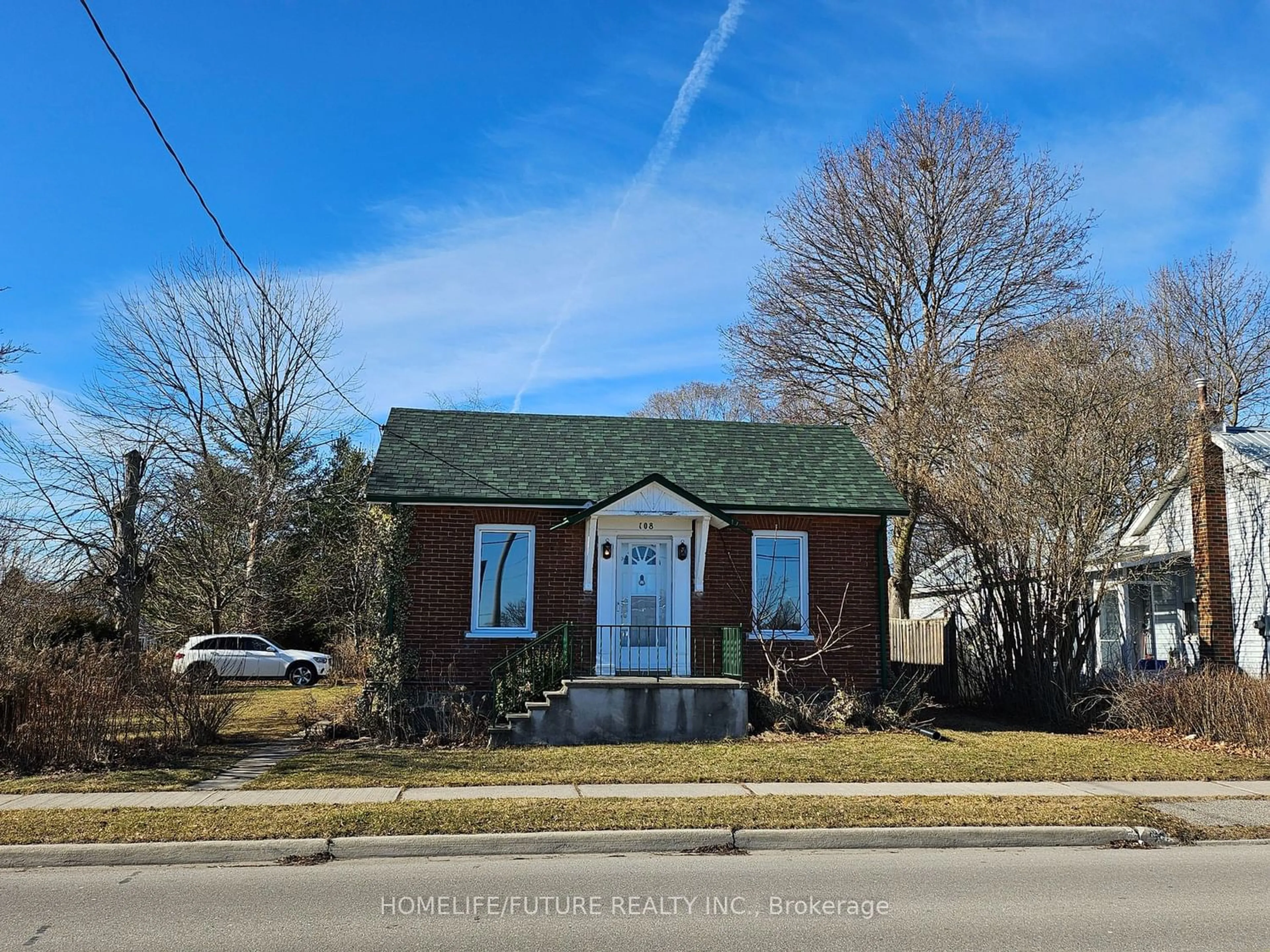 Frontside or backside of a home for 108 Duke St, Clarington Ontario L1C 0W2