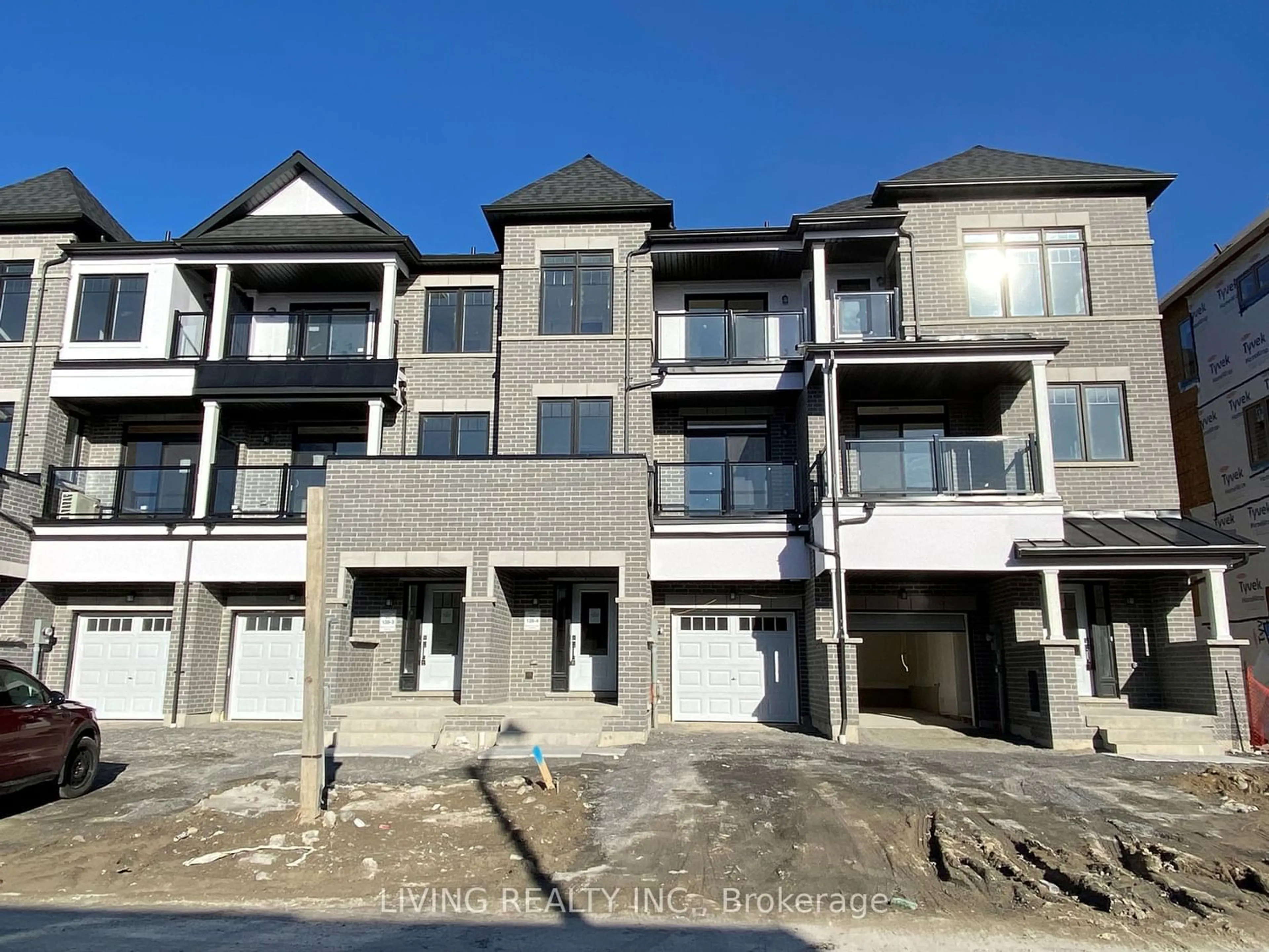 Home with stone exterior material for 2035 Cameron Lott Cres, Oshawa Ontario L1L 0S1