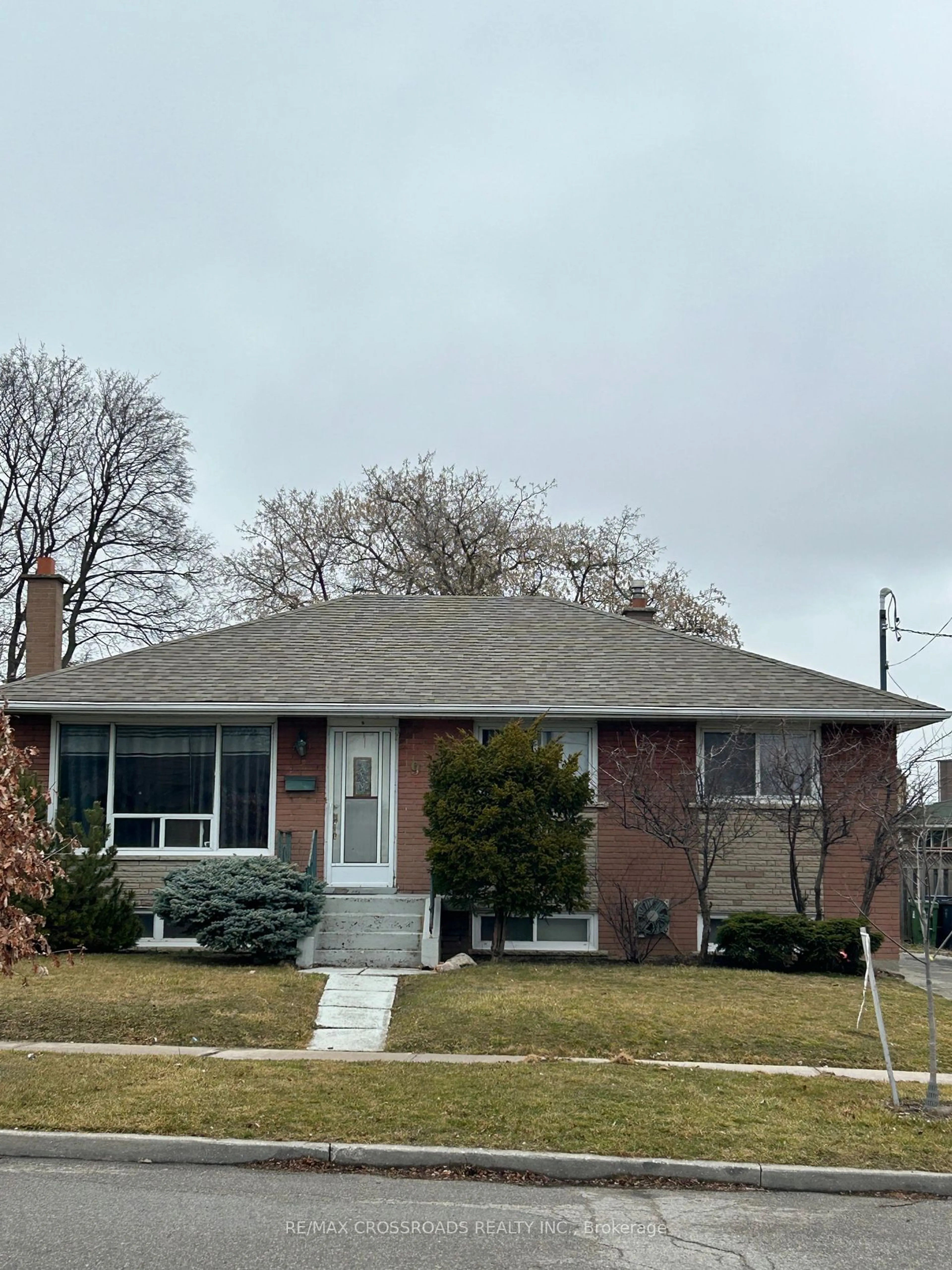 Frontside or backside of a home for 9 Willsteven Dr, Toronto Ontario M1G 1C5