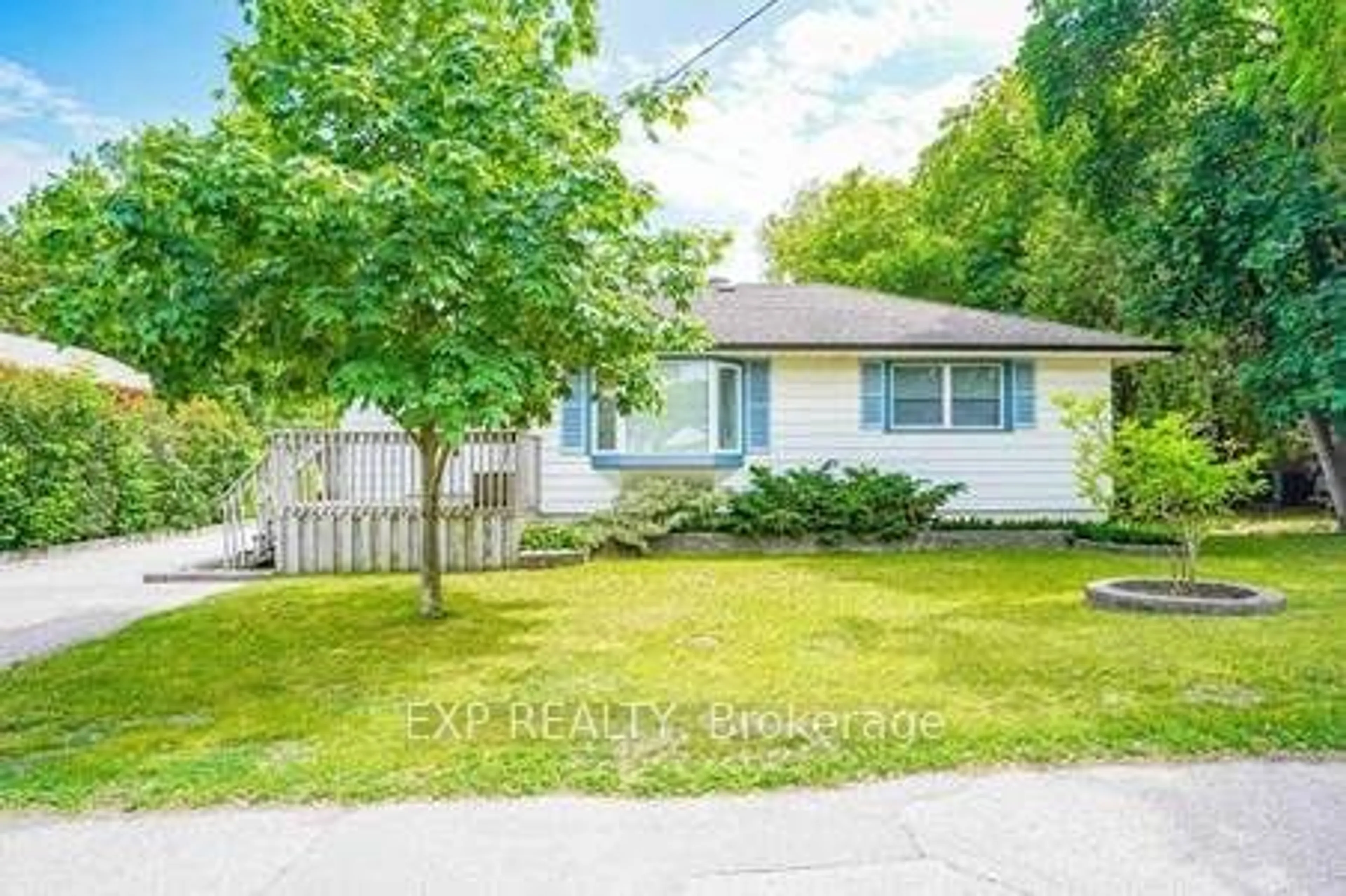 Frontside or backside of a home for 871 Finch Ave, Pickering Ontario L1V 1J4