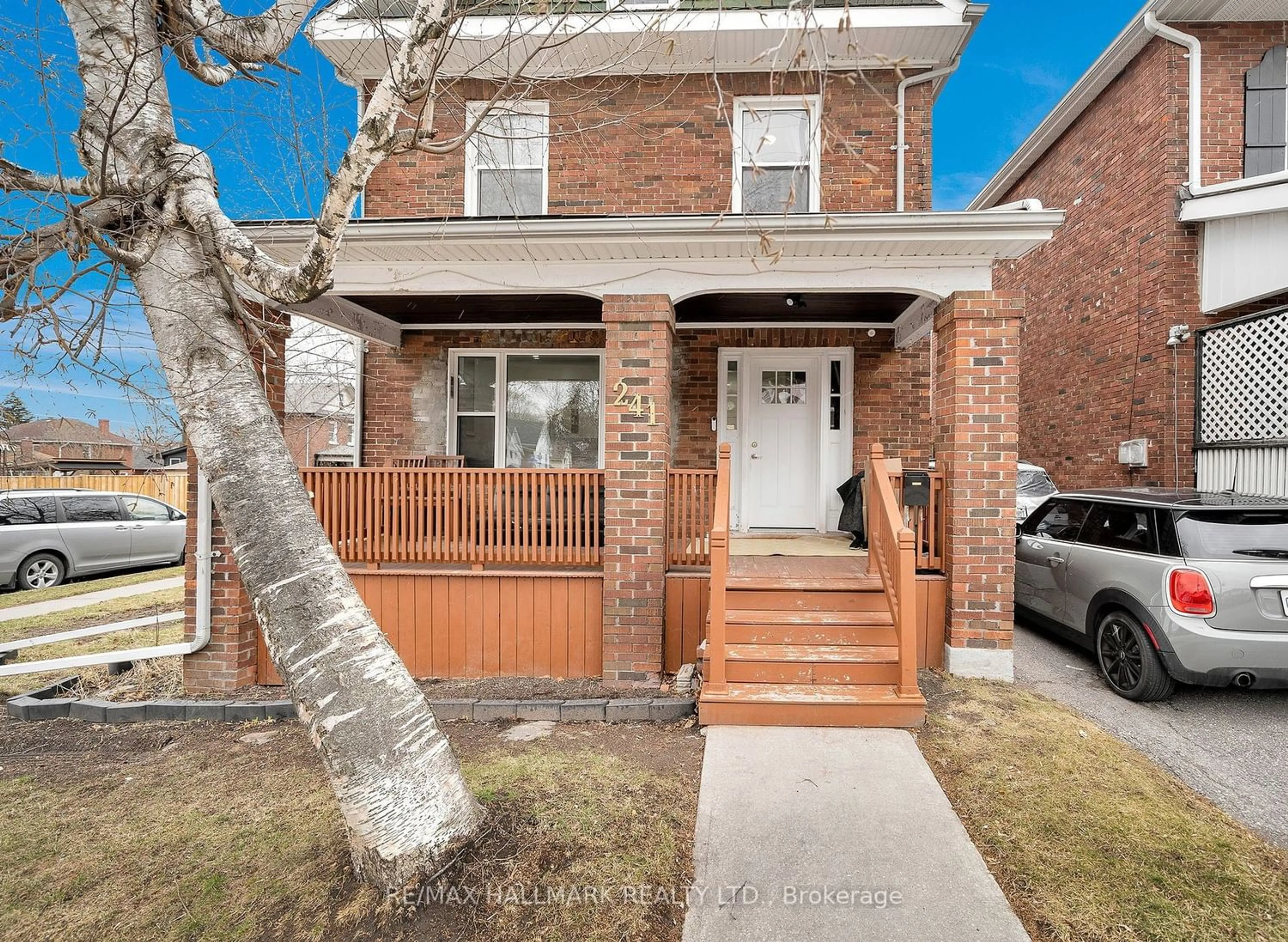 Home with brick exterior material for 241 Eulalie Ave, Oshawa Ontario L1H 2B3